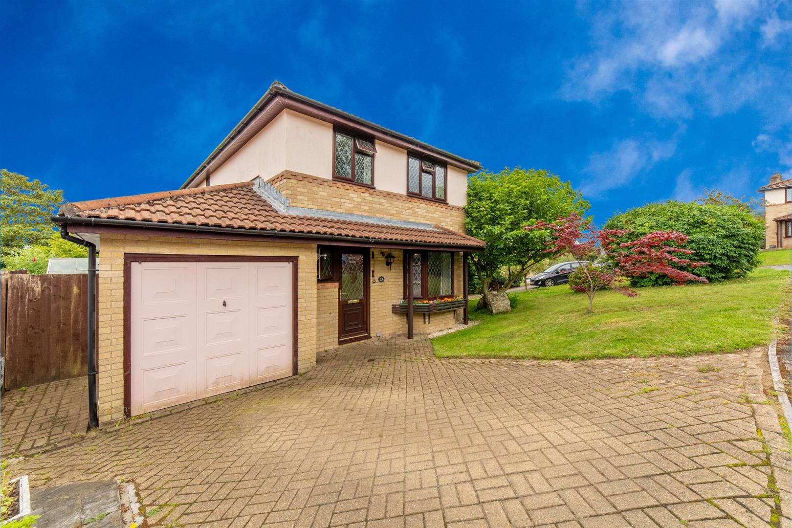 Oaklands View, Greenmeadow, Cwmbran One2One Estate Agents